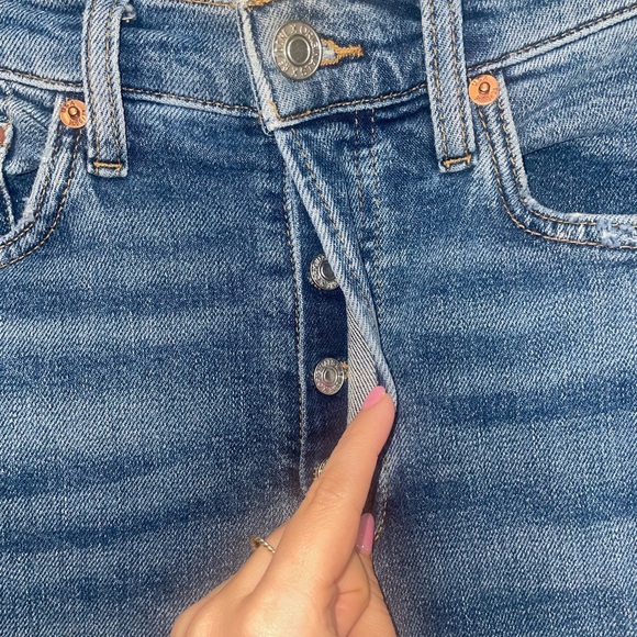 Re/Done 90s High Rise Ankle Crop Distressed Knees Blue Jeans Size 28 - Picture 3 of 8